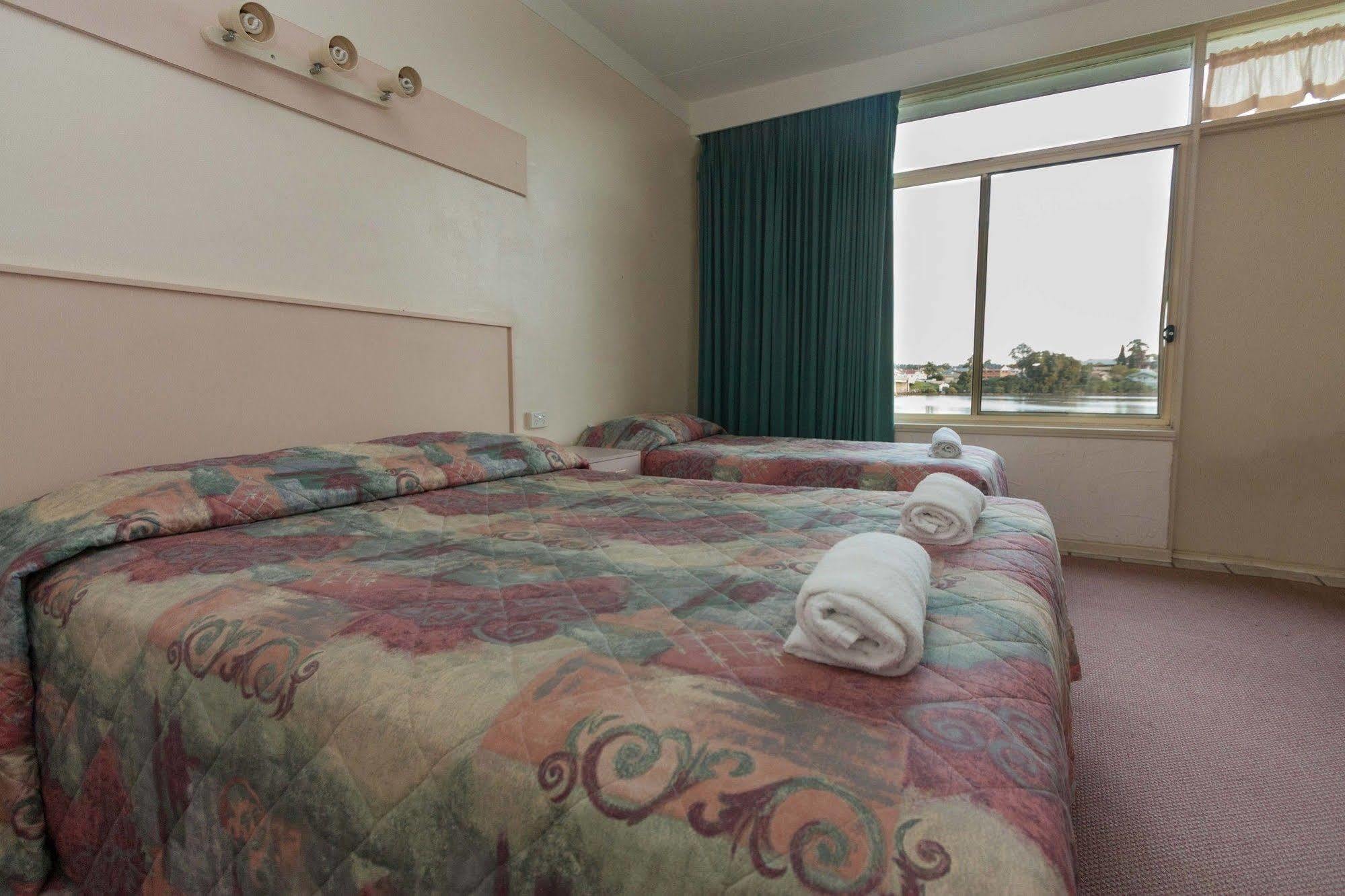 Moruya Waterfront Hotel Motel Zewnętrze zdjęcie