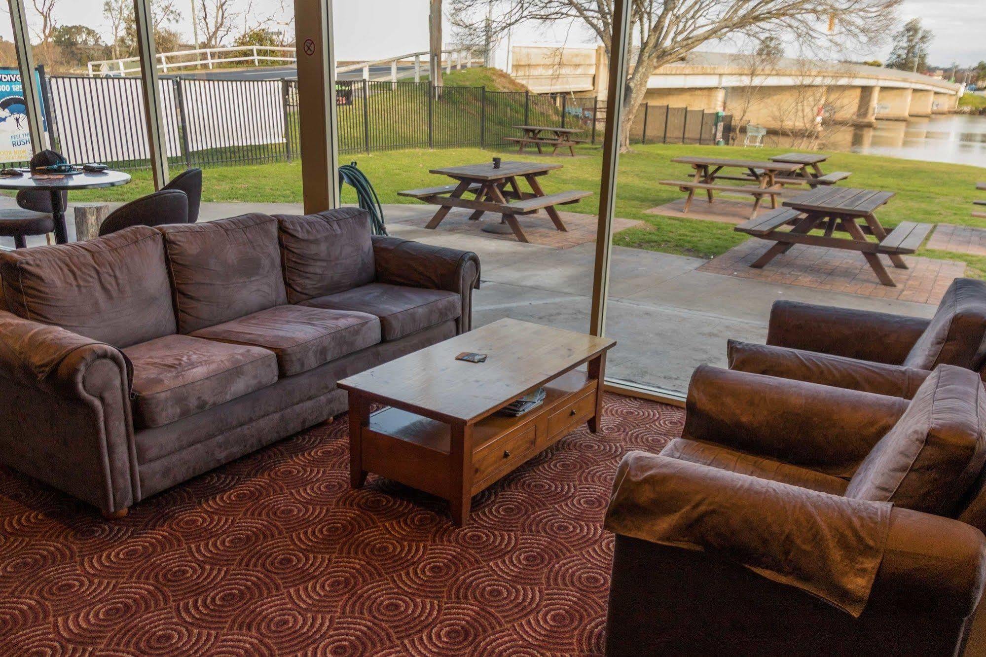 Moruya Waterfront Hotel Motel Zewnętrze zdjęcie